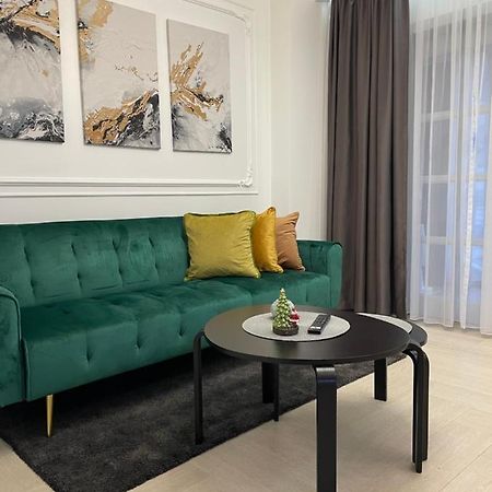 Luxury City Studios Curtea de Argeş Εξωτερικό φωτογραφία