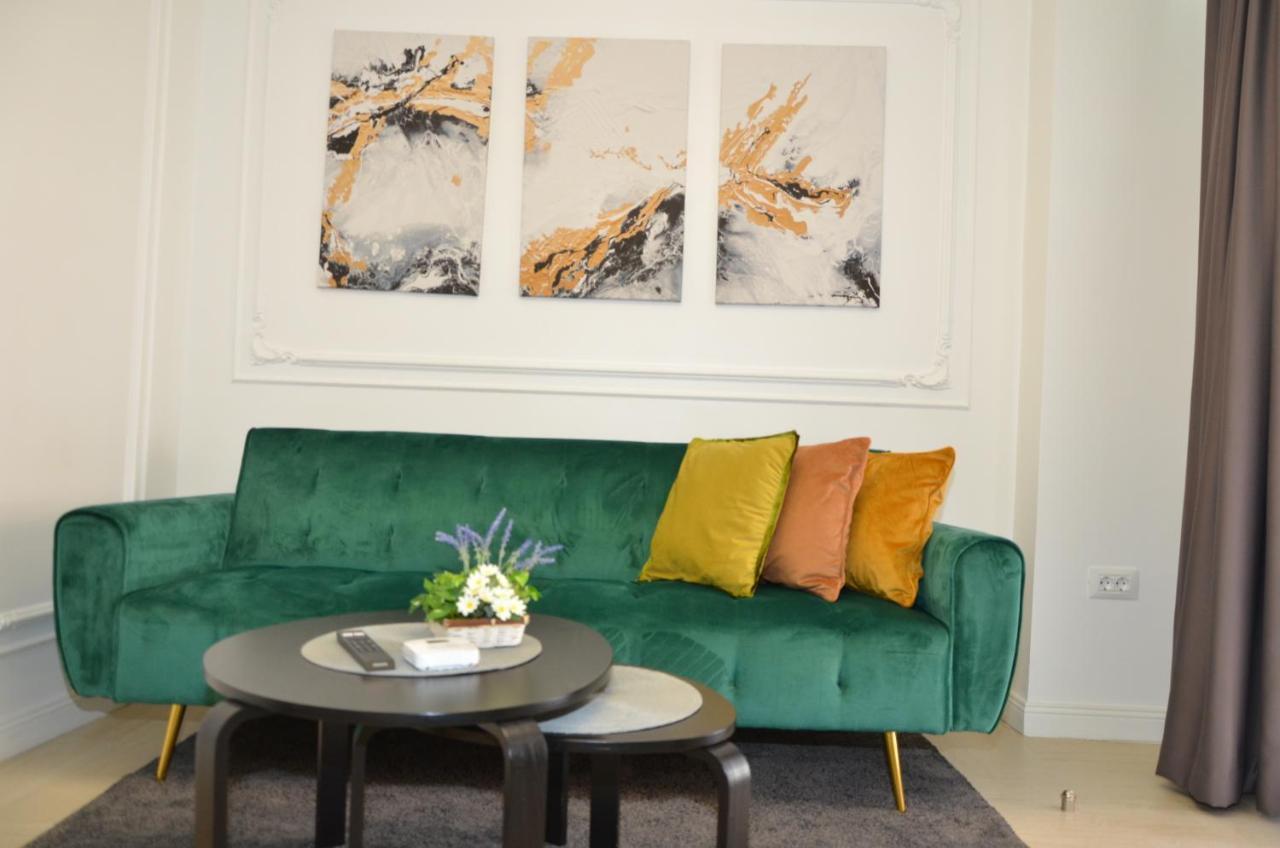 Luxury City Studios Curtea de Argeş Εξωτερικό φωτογραφία