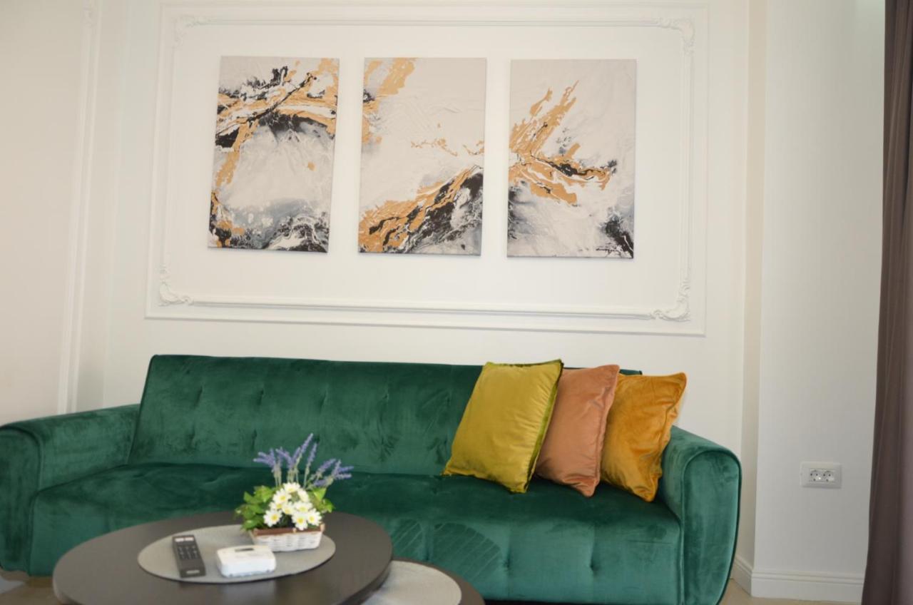 Luxury City Studios Curtea de Argeş Εξωτερικό φωτογραφία